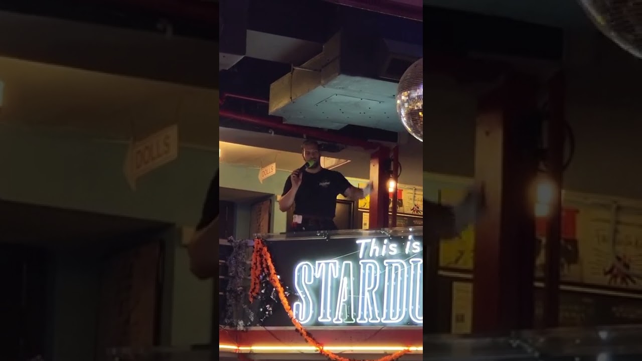 singing live in stardust Cafe New York 