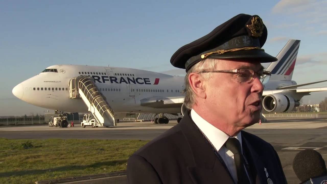 Dernière visite d'un Boeing 747-400 d'Air France au musée de l'Air et de l'Espace