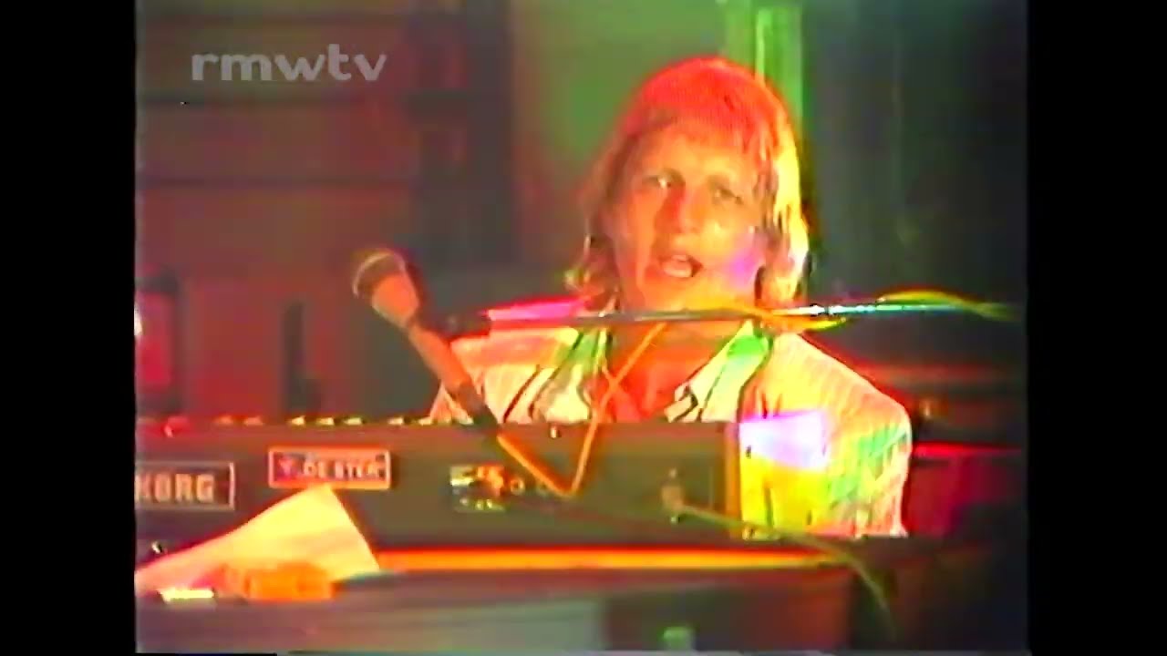 BZN liveconcert Volendam 1986: fragmenten van Run Away Home, America, Chanson d'Amour en La France