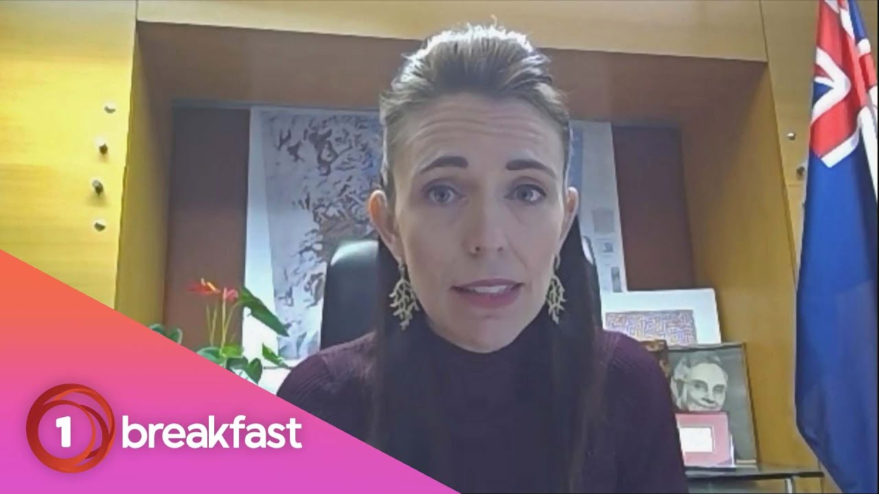 How can Aucklanders get out of Level 4? Keep testing, following rules