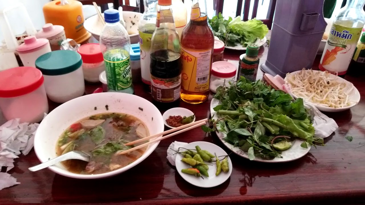 Cheap 9 bowls noodle cost $15 in laos