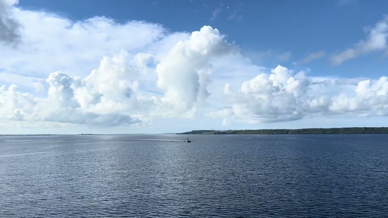 超美的海景！這個雲實在太立體啦～～～海真的有夠藍！日本🇯🇵