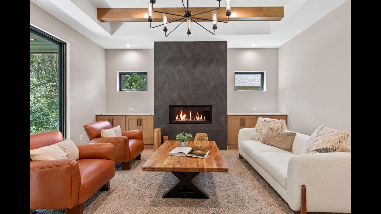 NEW LISTING: 1447 Sawgrass Drive