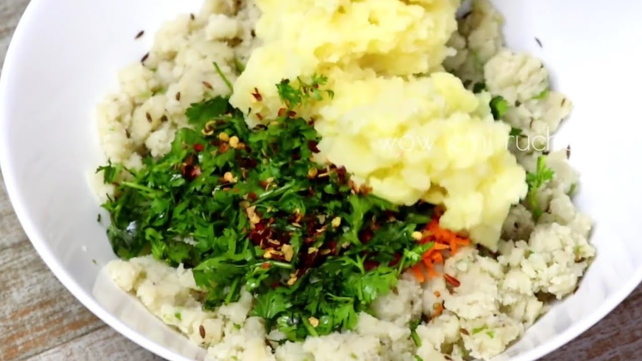 If you're bored of eating regular food then try this quickly & everyone will love the taste ~ Poha