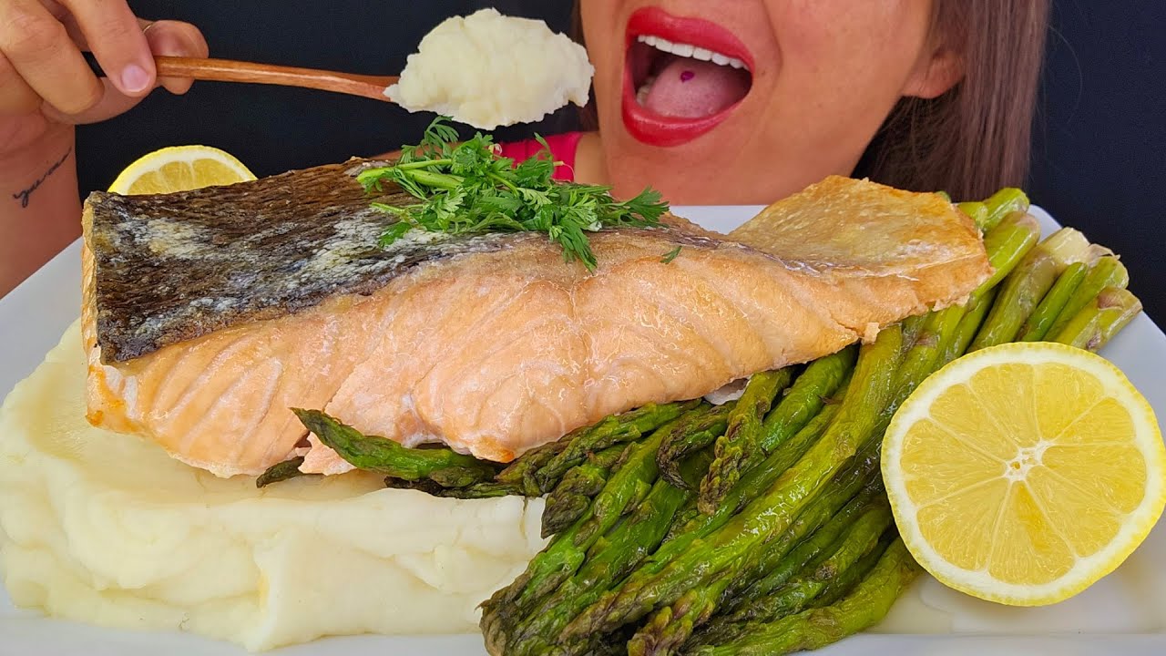 FRIED SALMON MASH POTATOES ASPARAGUS ASMR MUKBANG OMAD EATING BIG BITES SEAFOOD NO TALKING