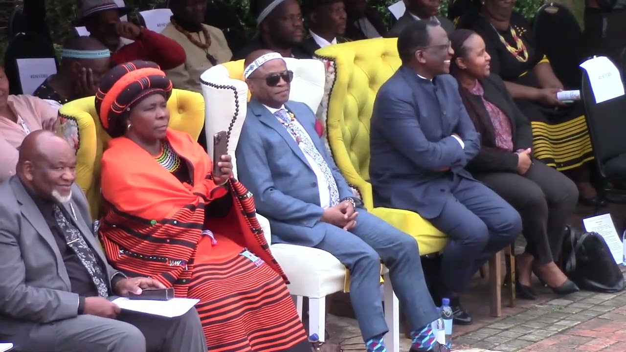 Isgqabagqaba sombiyozo saka S E K Mqhayi