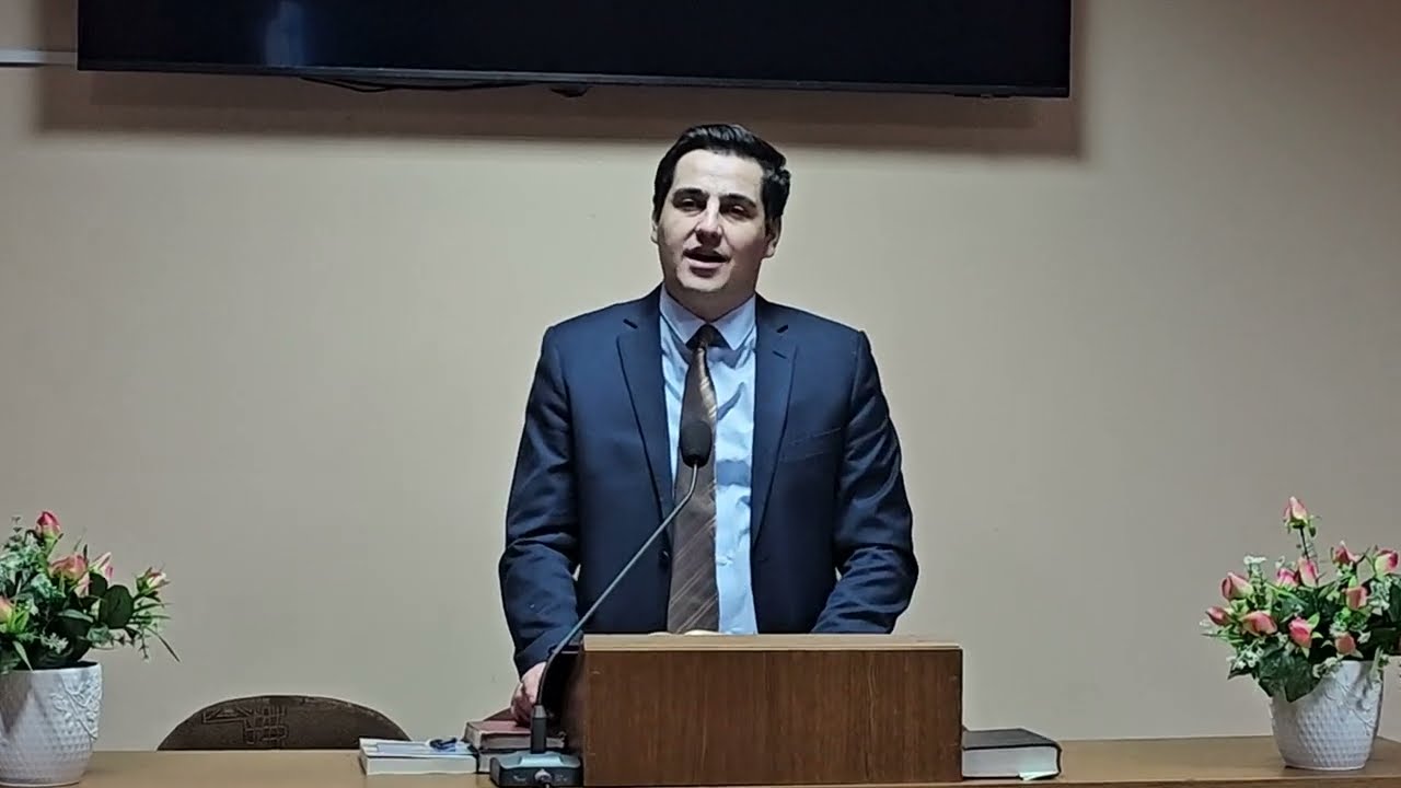 Seară de evanghelizare la Apateu predică Otniel Mîrza