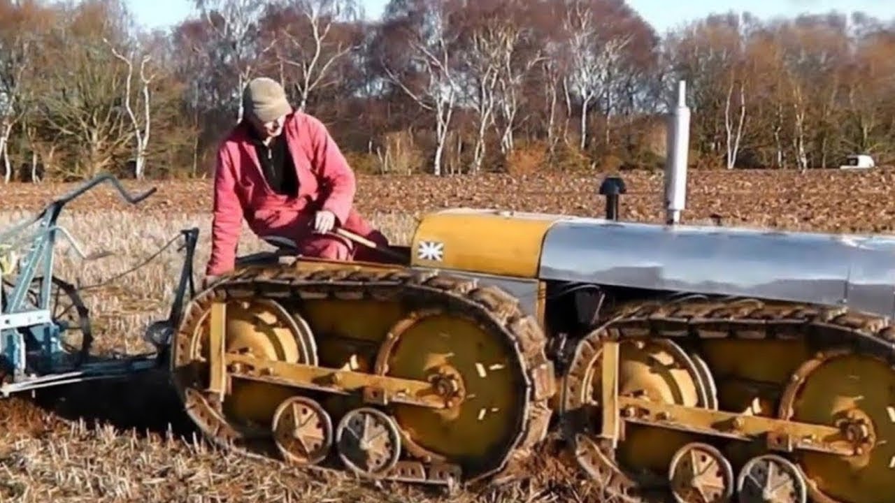 Unique crawler tractors from all over the world, large video selection