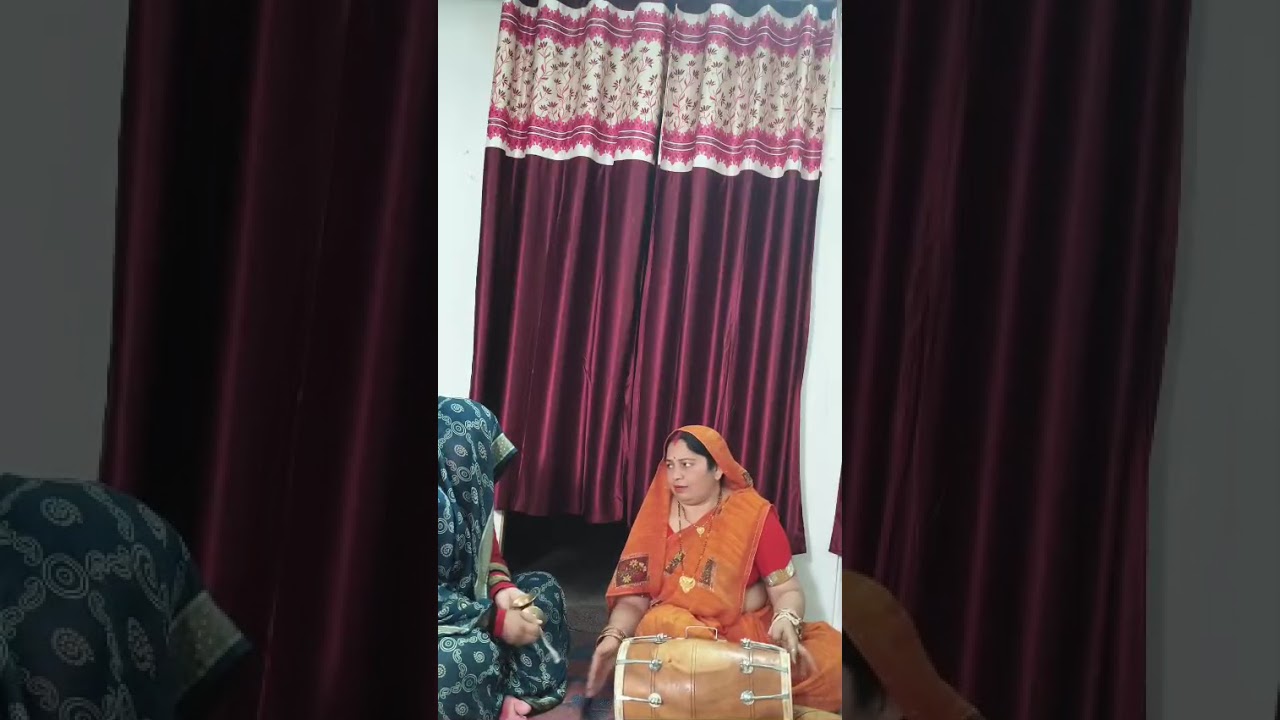 पूरा गीत, मेरे दिल में तू ही तू है तेरे दिल में सैकड़ो #likecomment #share #geet 