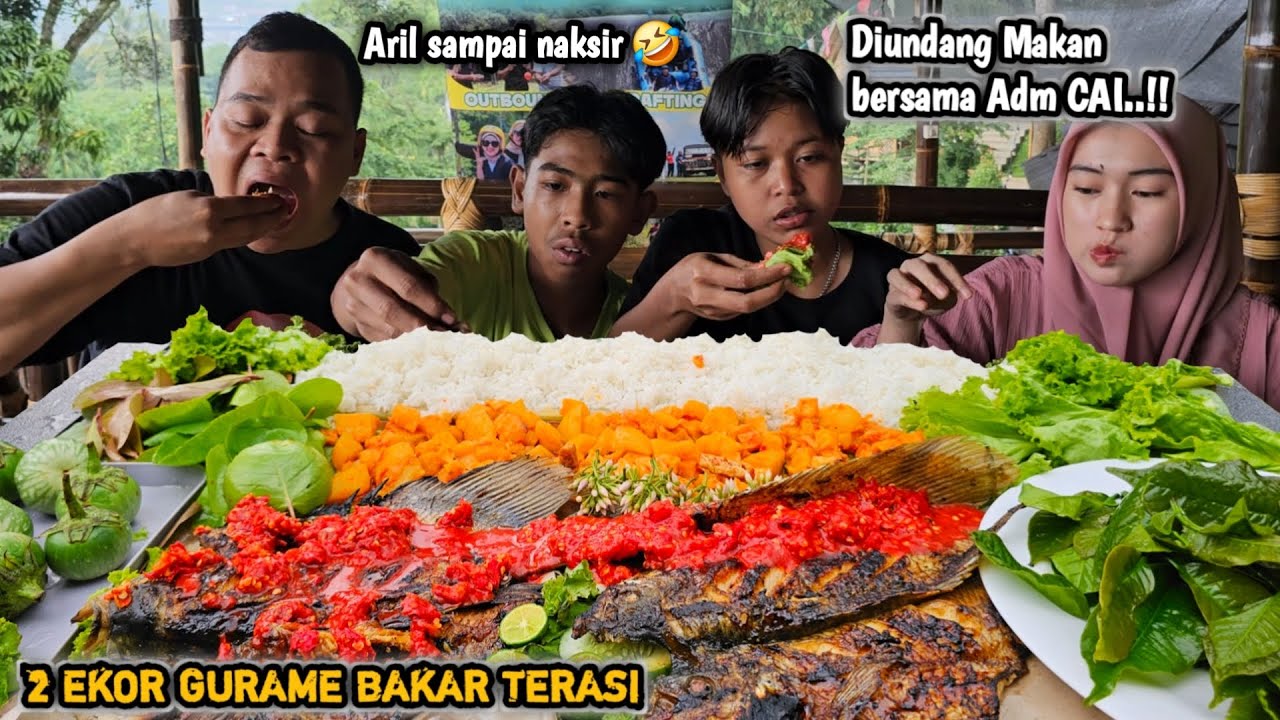 Ada yg salting ! Mukbang 2 EKOR GURAME BAKAR + Kentang balado + lalapan sambel terasi, Mantapnyoo