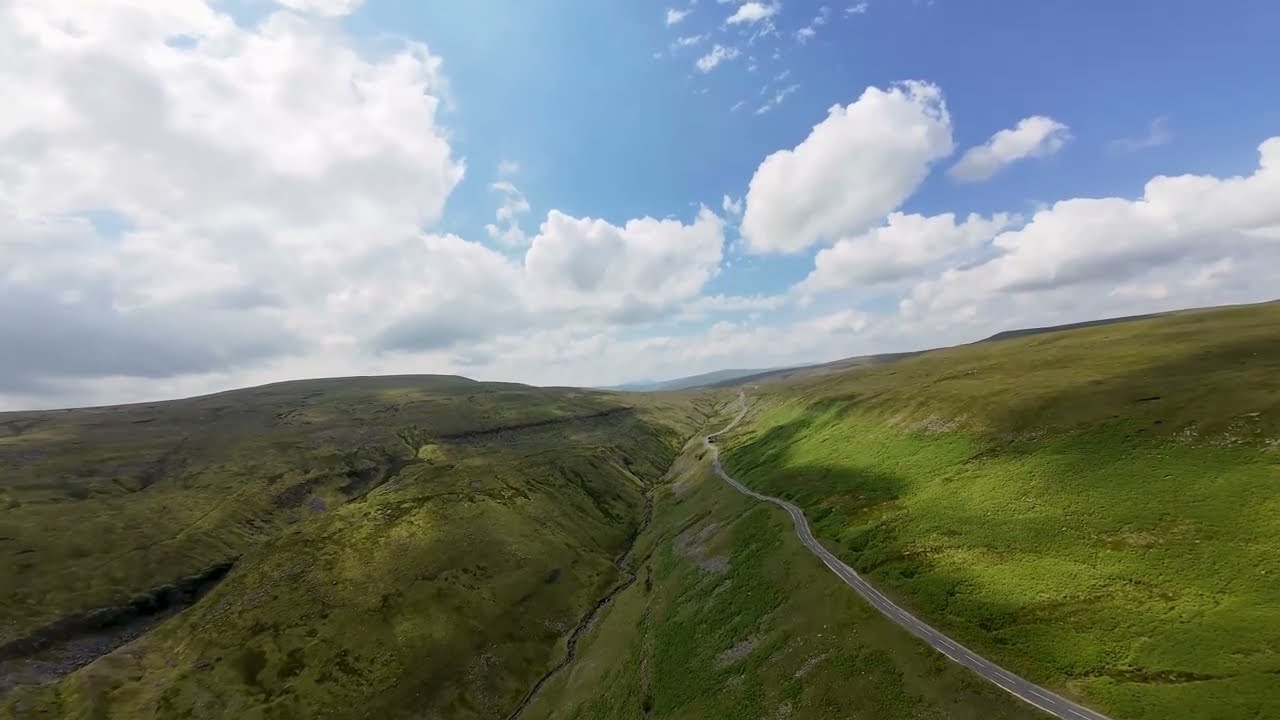 Stunning Views Of Buttertubs Pass Yorkshire Dales...  Dji Avata 2