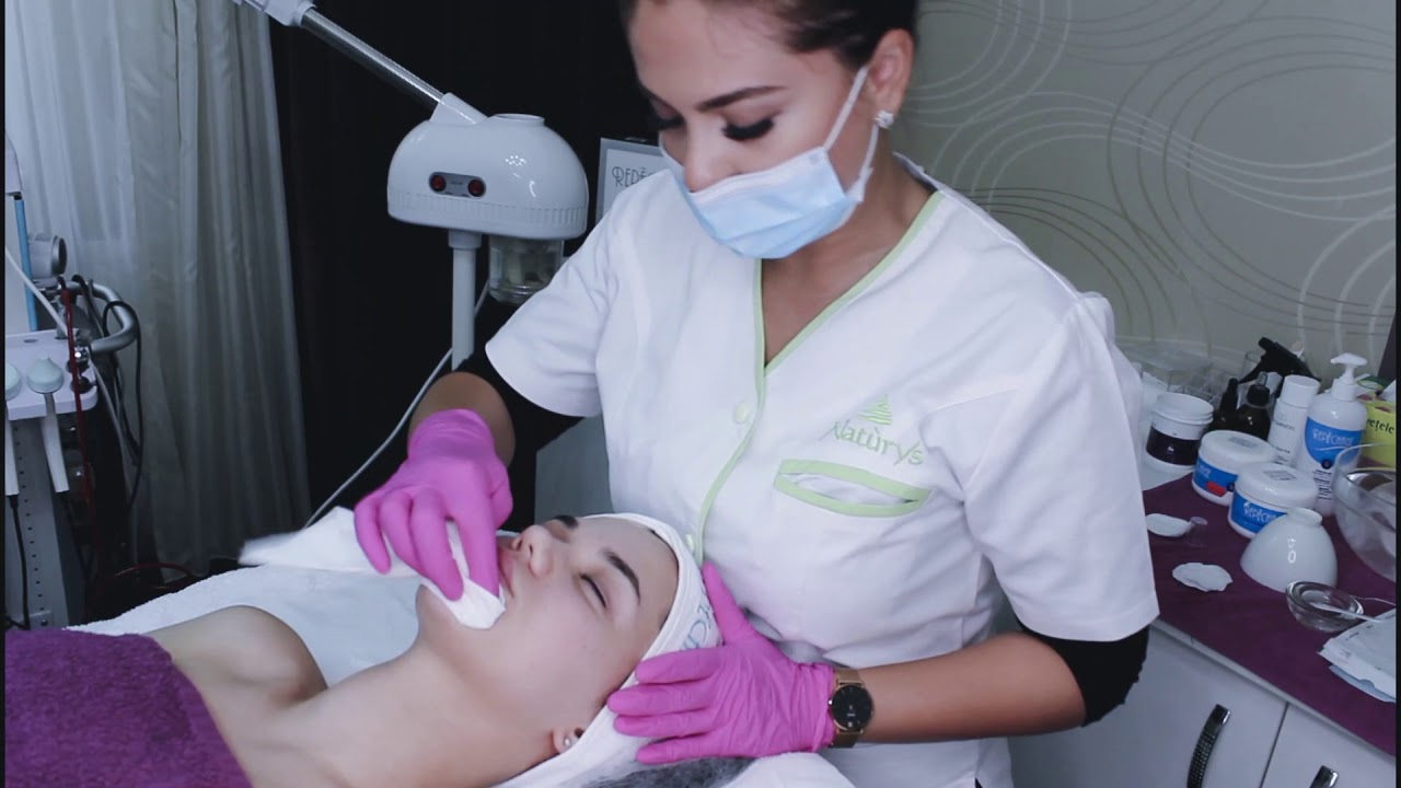 Tratament facial de curatare si hidratare