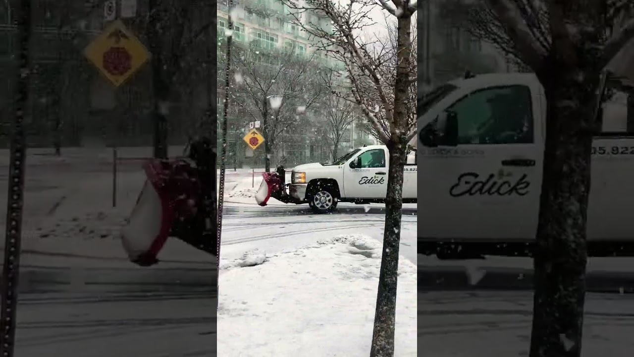Salt truck!!!! In Action!!!