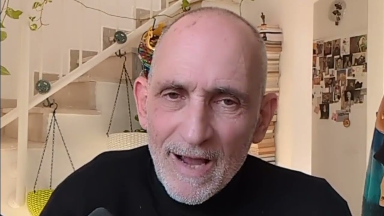 אם את יודעת שהוא לא שלך ובכל זאת מחכה? שאלות ותשובות לייב