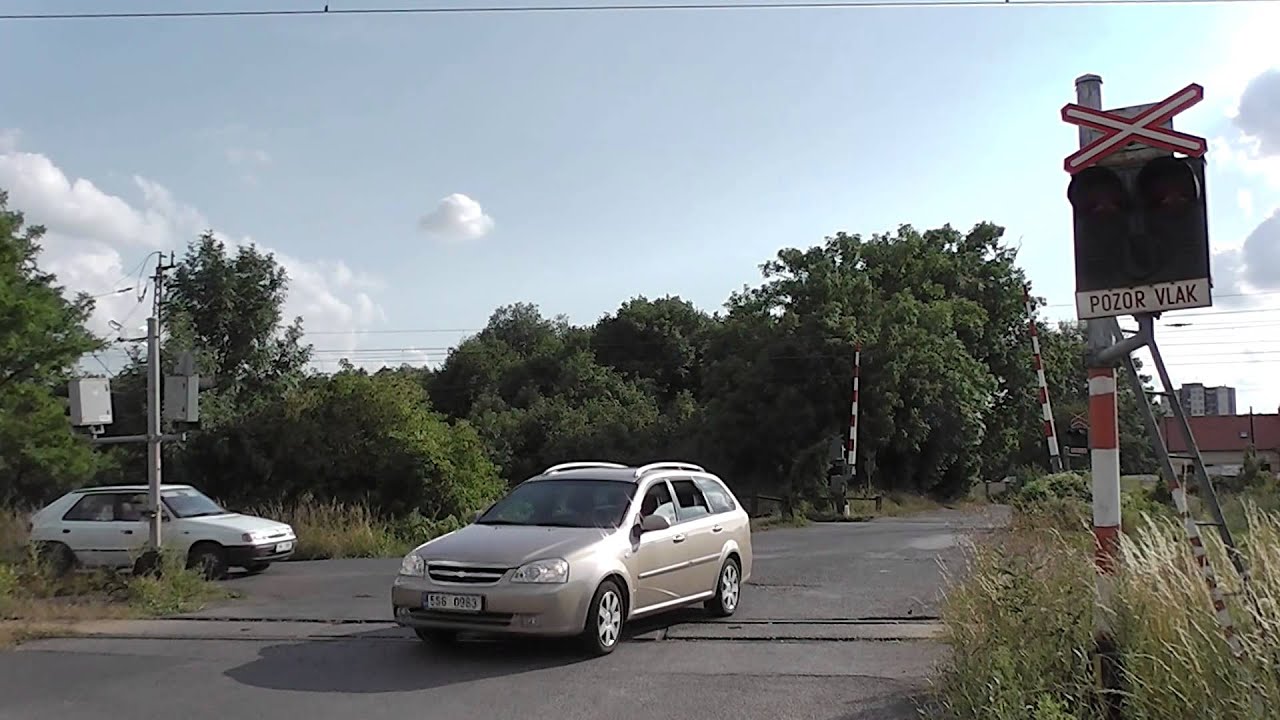 Železniční přejezd Mělník-Blatecká #2 [P3002] - 6.8.2014 / Czech railroad crossing