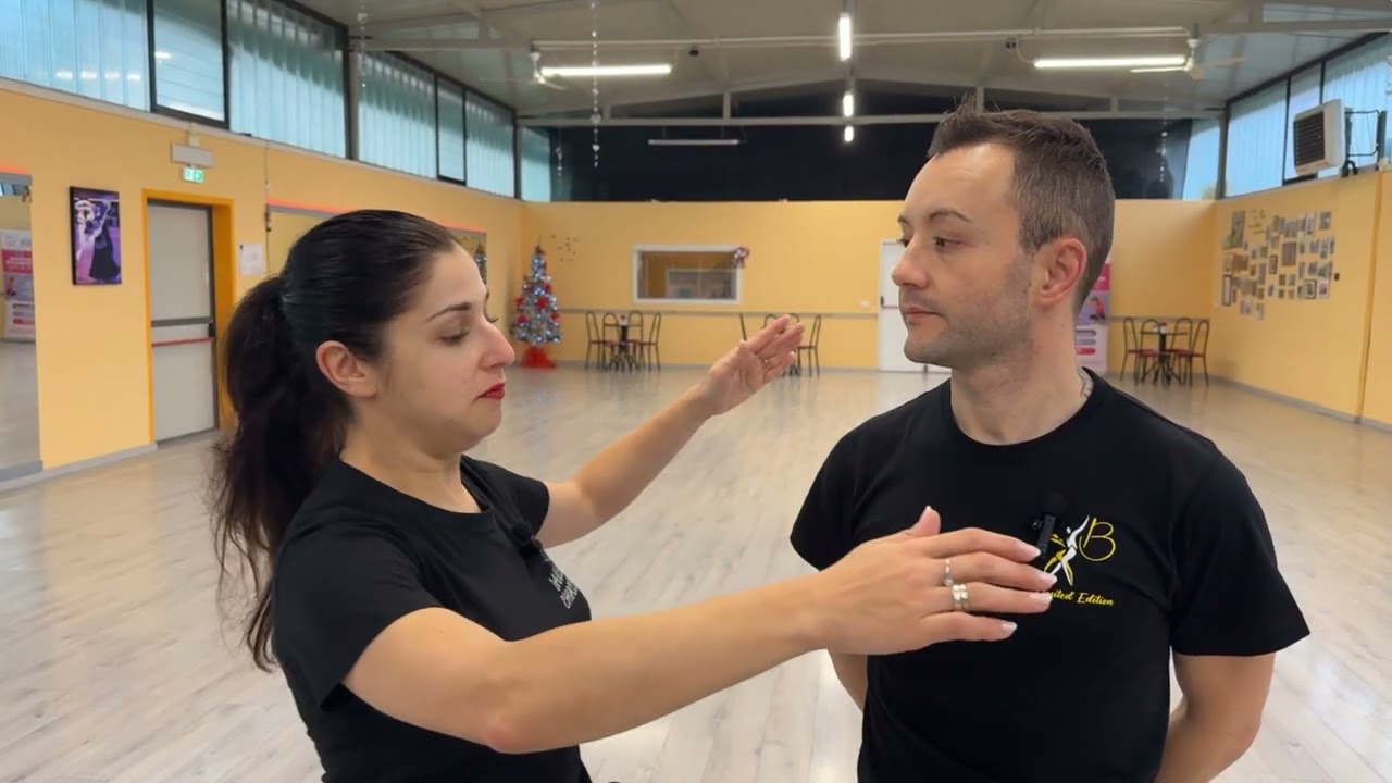 ALA VALZER LENTO!!Tutti in pista…Pillole di ballo con Matteo e Daniela💚💙#youtuber #contentcreator