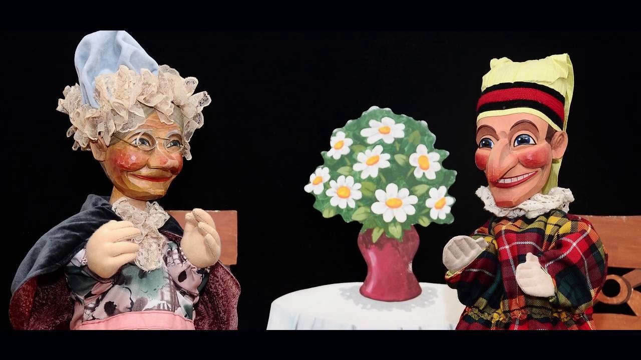 Ausschnitte von Welt der Puppen Puppentheater