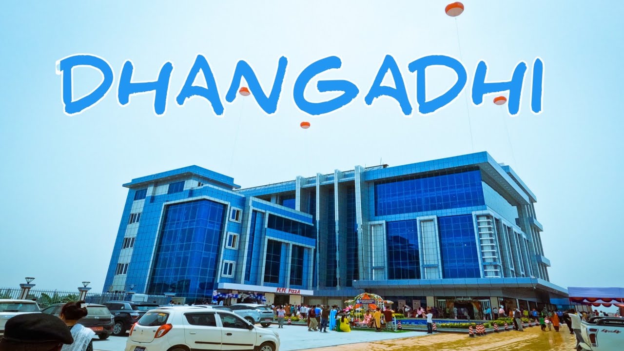 Bhatbhateni Dhangadhi ||  धनगढी भाटभटेनी लाई घुमेर हेर्दा  || Q&U Hongkong Furniture in Dhangadhi