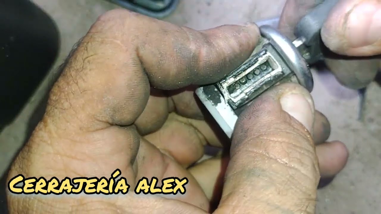 COMO HACERLE LLAVE A PUERTAS DE RENAULT CLIO..🔑🔑🔑🔑