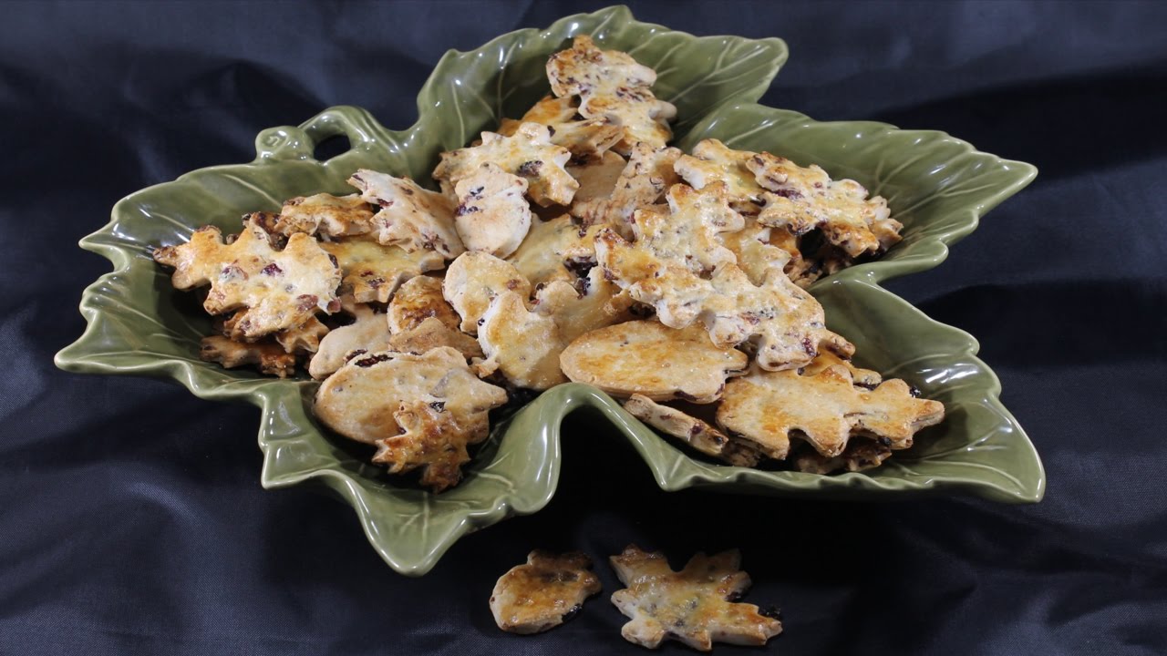 Cranberry Pecan Crackers - Great for Thanksgiving
