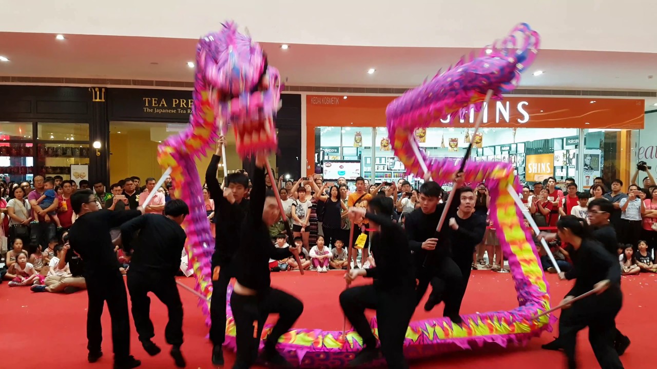World Dragon & Lion Dance 2017(Malaysia) Dragon Dance-CHSAA  世界龙狮节（马来西亚站）舞龍-公中校友會 (4K)