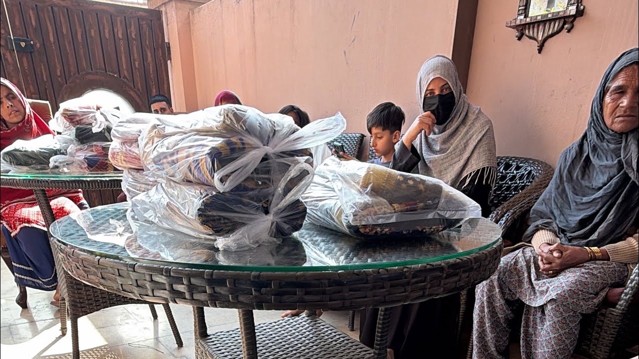 Rashan taqseem ki Pakistan mein | Meeting special families to deliver food packs 