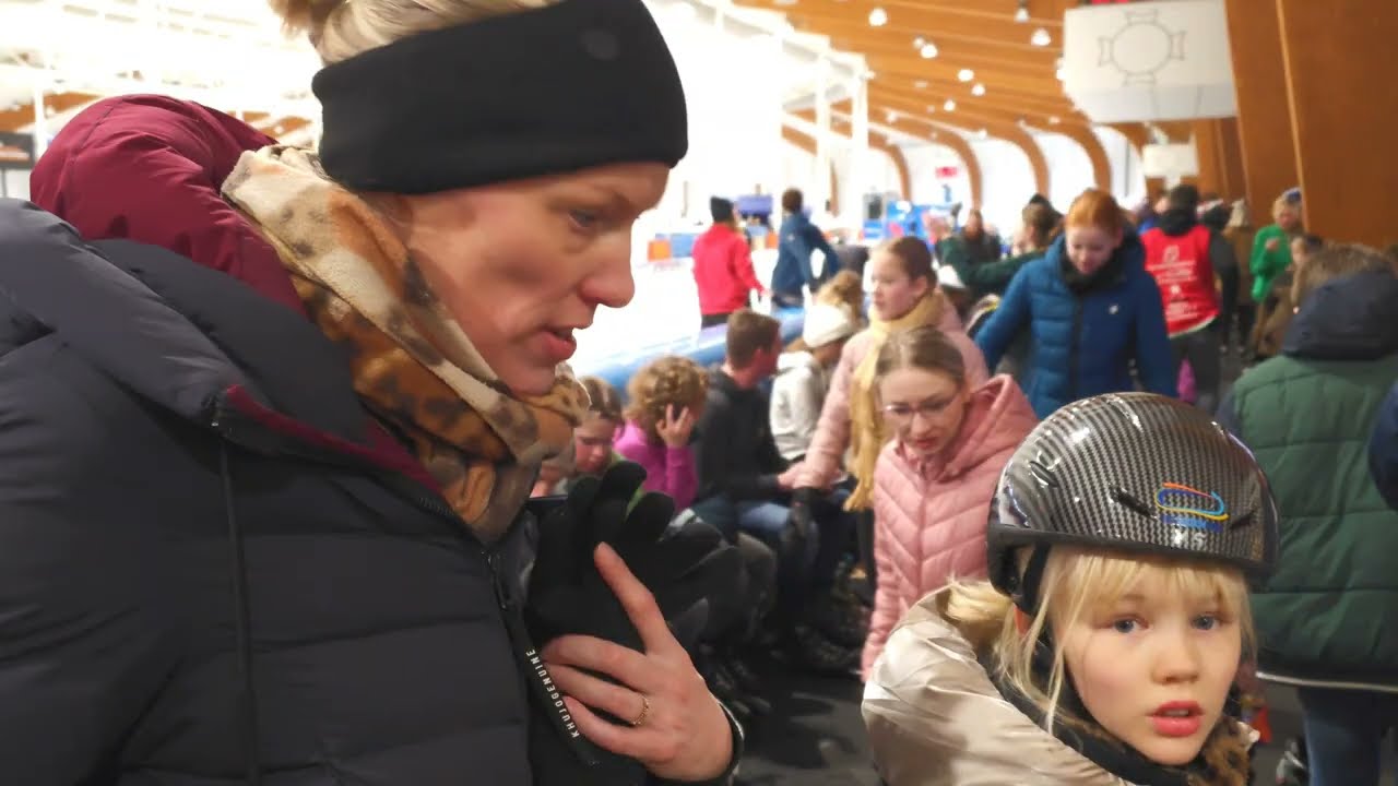 Familie Vloggers op de schaats 2024