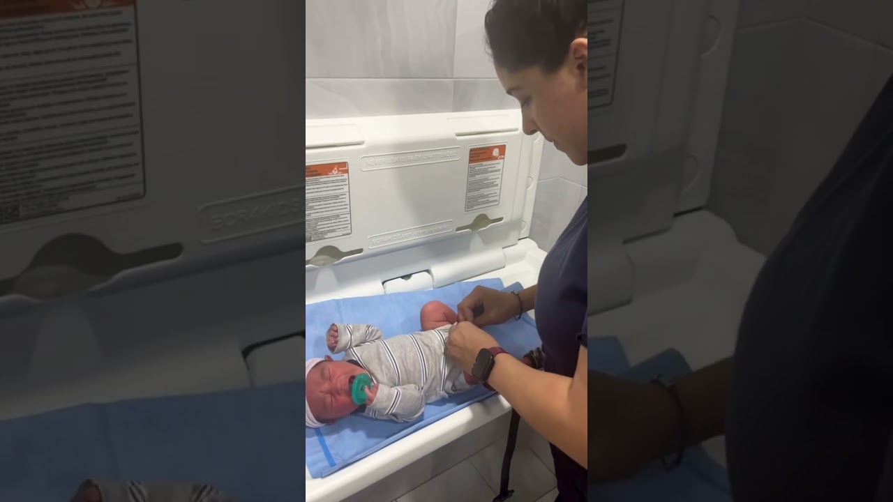 Baby Denver Crying  / Diaper Change 🍼🥰🤍❤️