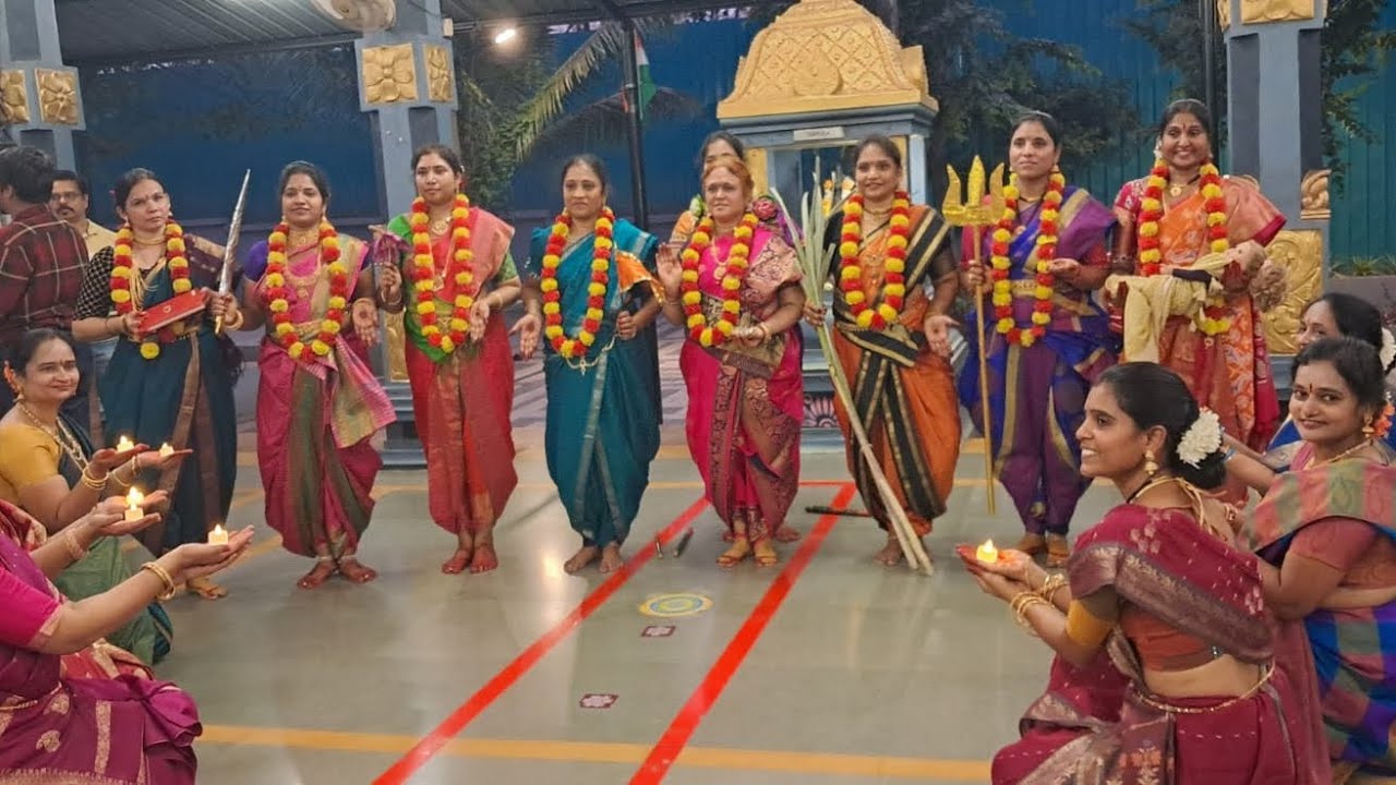 Kolatam on Ashtalakshmi stotram by LKG .#astalakshmi #kolatam#pune