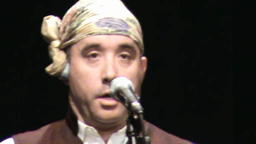Javier Badules canta S`ha feito de nuey.wmv