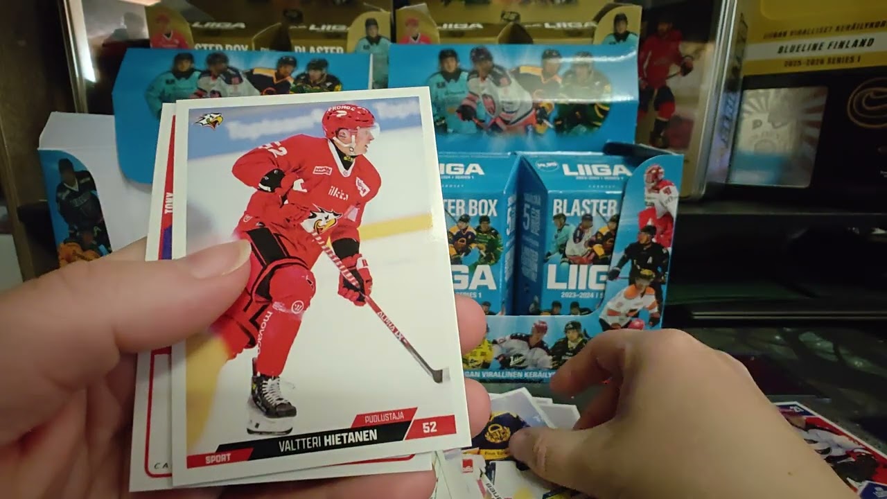 #1 Cardset Liiga 2023-2024 series 1, kahdeksan blaster boxin avaus. 