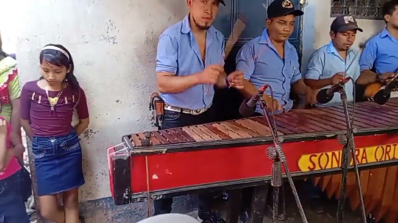 Así de baila en Suchiquer Centro Jocotán Chiquimula Chiquimula🕺💃 Saluditos 