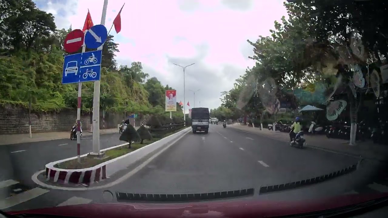 Đường Biển Nha Trang đoạn đường Cầu Trần Phú & Hòn Chồng #nhatrang #street 