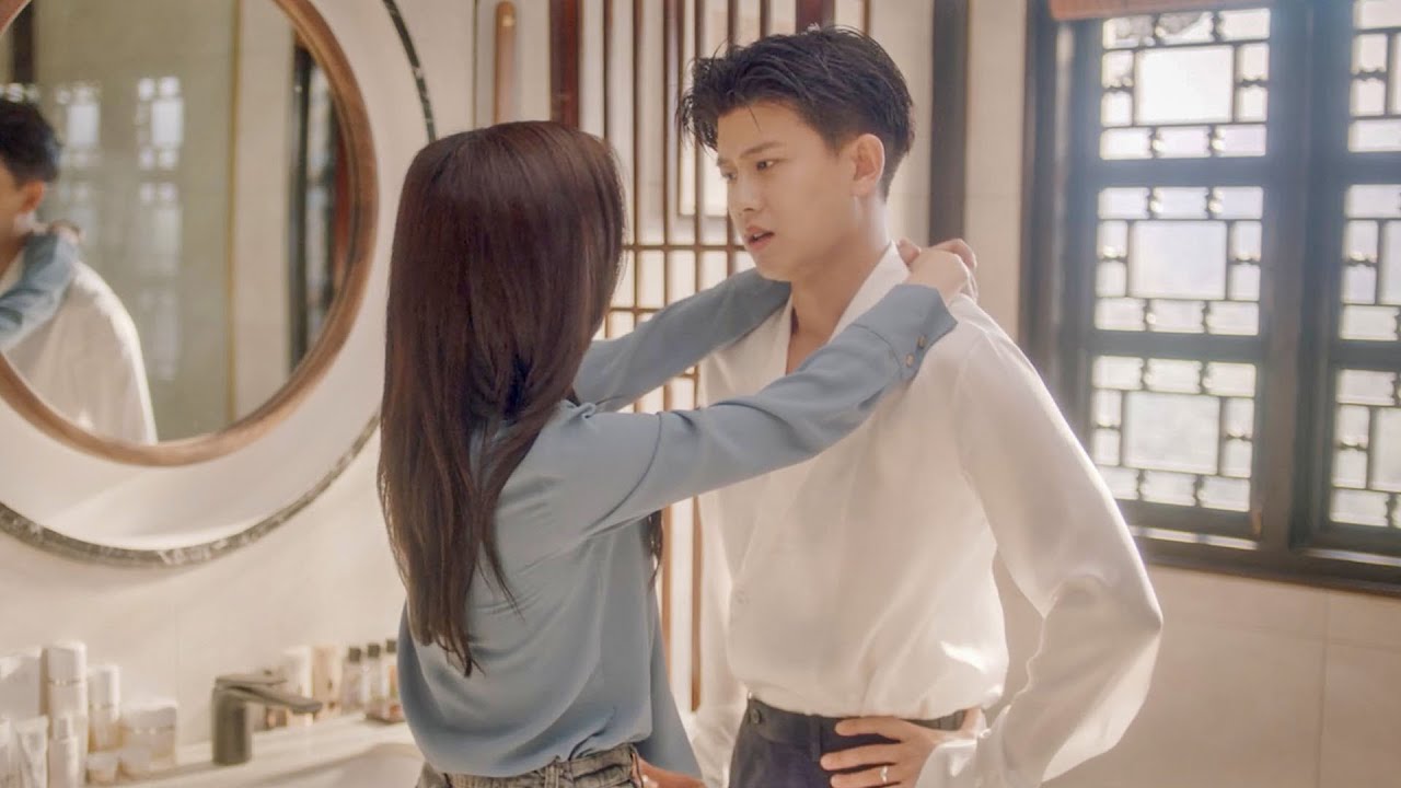 ซินเดอเรลล่าถูกย้ายโดยจดหมายรักของซีอีโอและรีบไปสารภาพความรักของเธอที่มีต่อเขา!