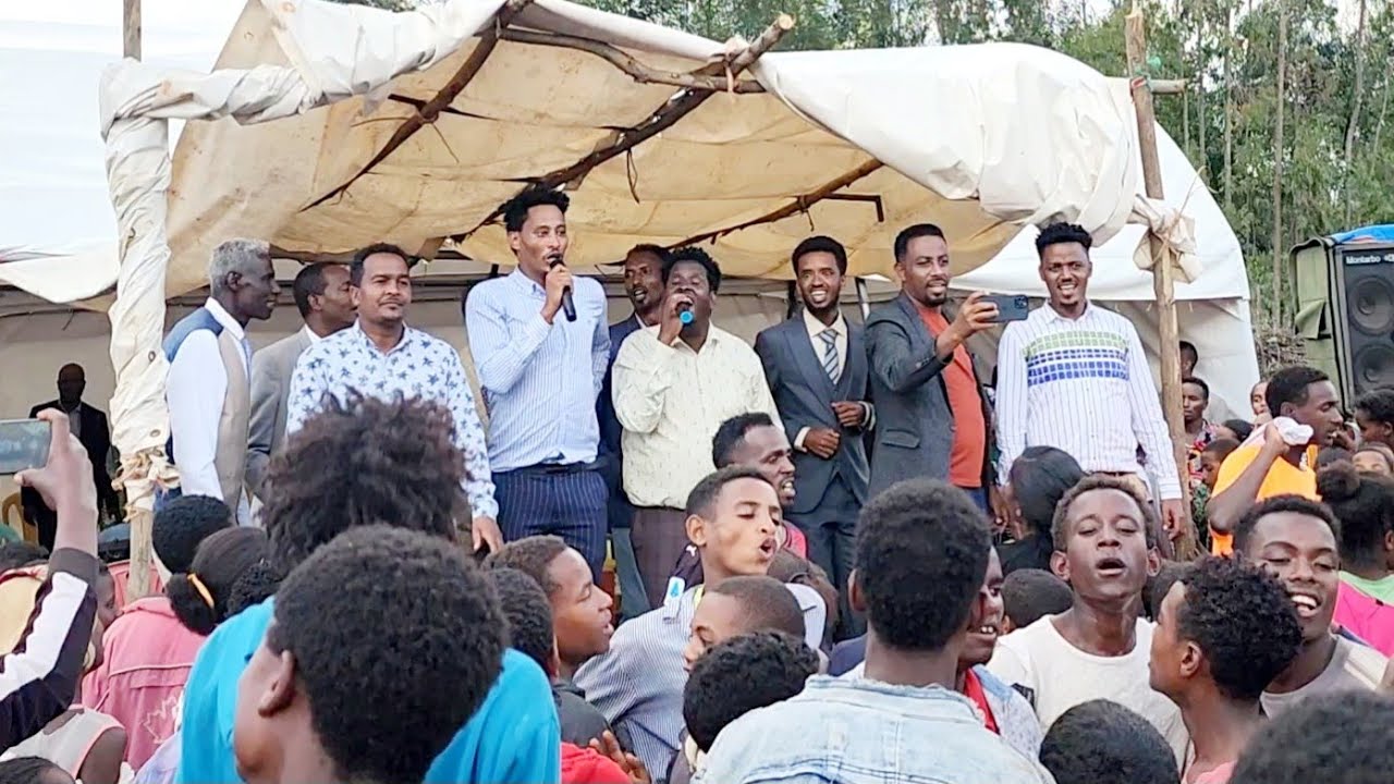 ዘማሪ አብድናጎ (niwaenoki bea) በዱባንቾ ሜዳ ለይ በተደረገው ኮንፍራንስ