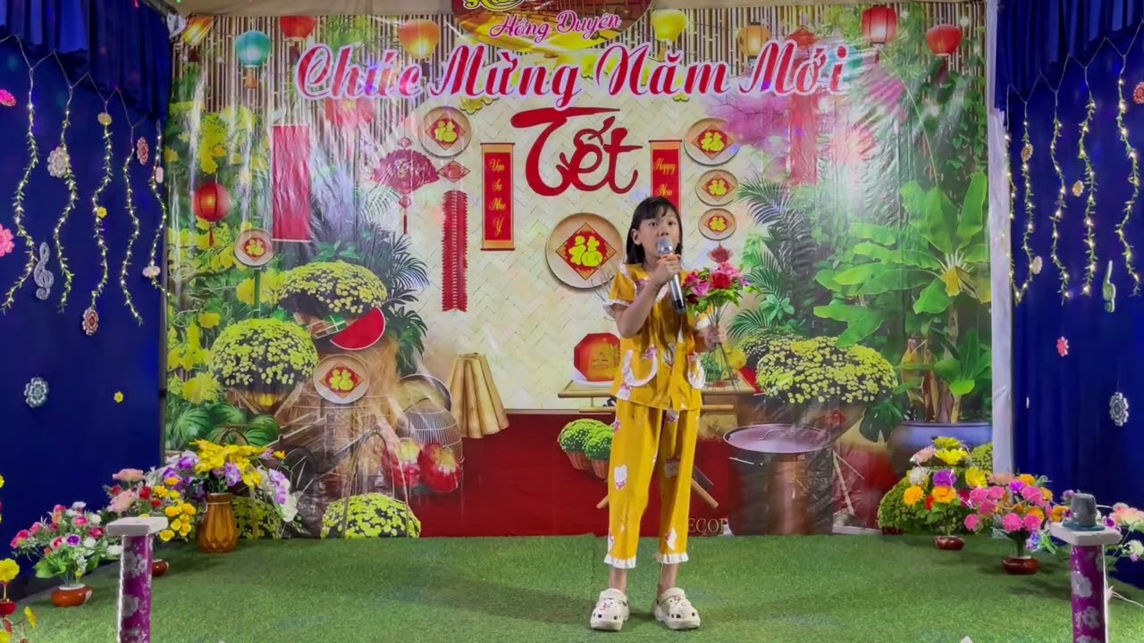Ca khúc; mất kế nối “trình bày” bé tiêu 