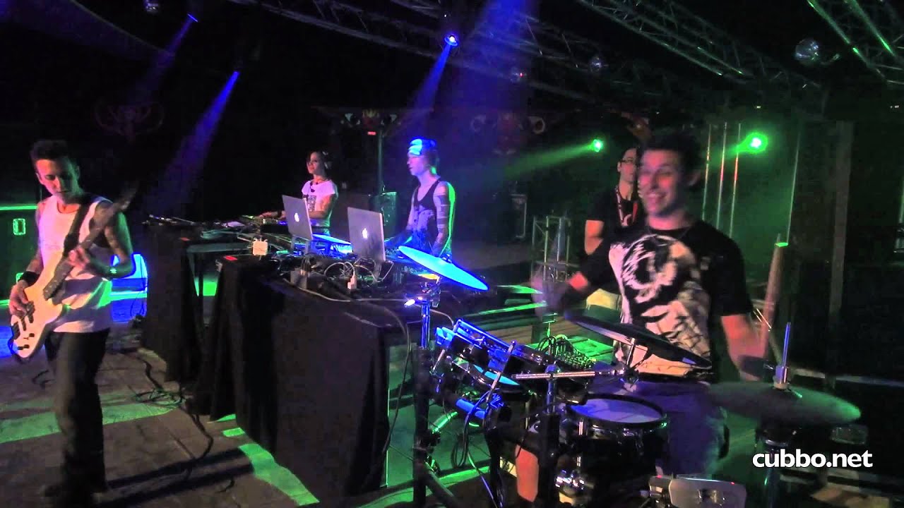 Videoset Underdogz feat Motormorfoses (live act) @ Monegros 2012 (ES)