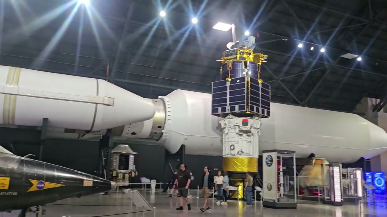 USAF XB-70 Valkyrie Bomber Walkaround