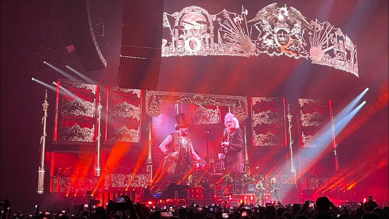 Queen + Adam Lambert Bologna 2022 | Inizio Concerto
