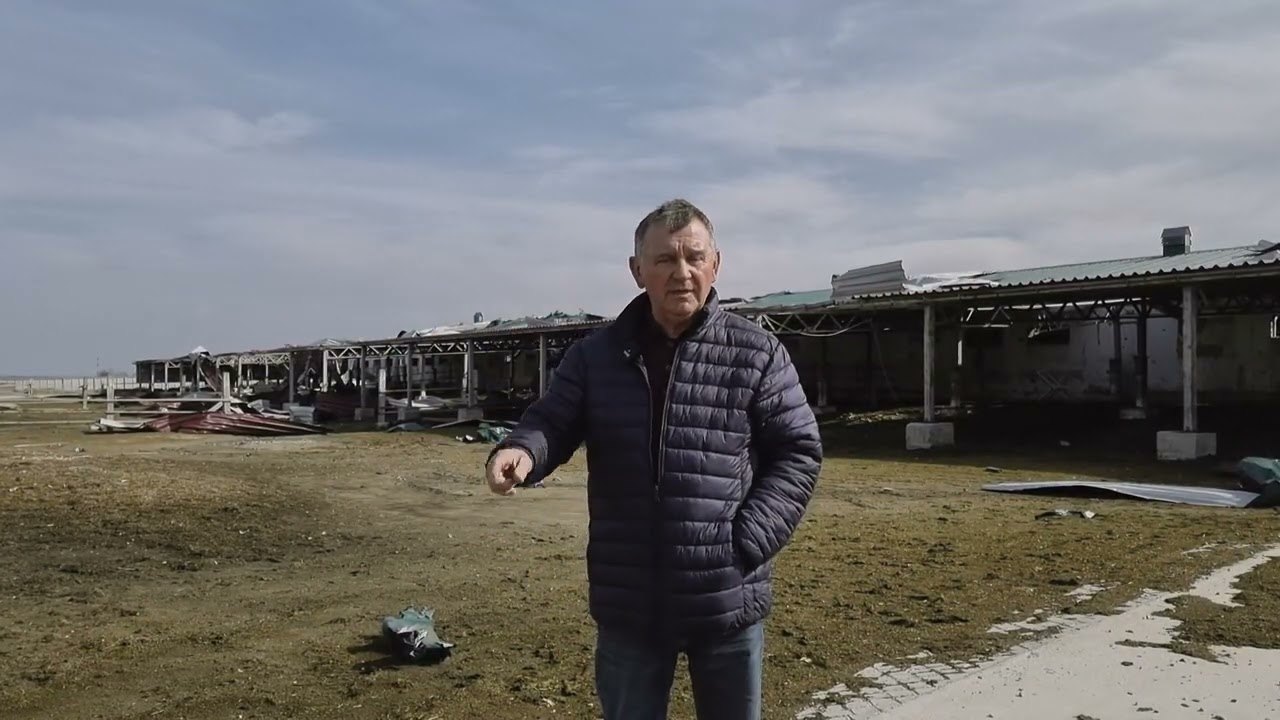 Знищені ферми і заміновані поля: як живе село Гусарівка на Харківщині після російської окупації