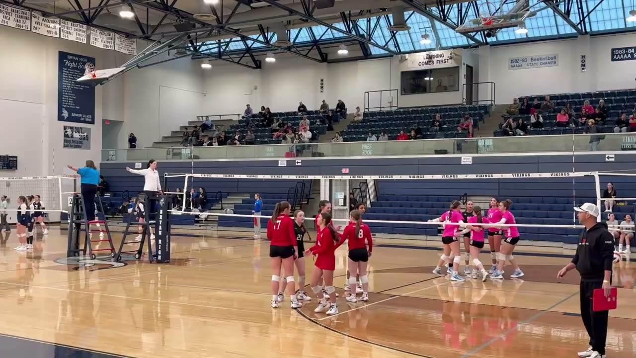 MoCo Jrs Molten 1st set 25-9