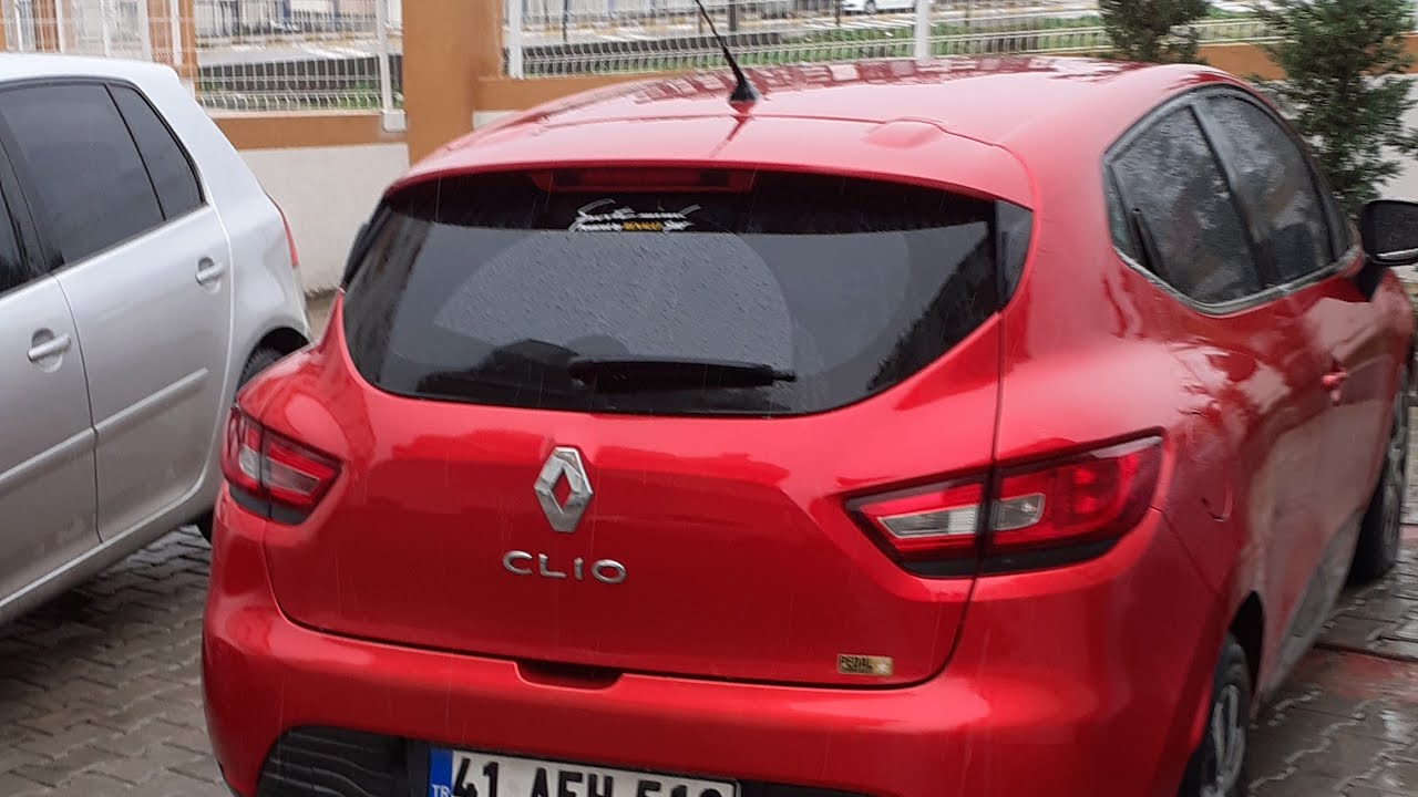 Clio 4 Joy 1.2 75 HP Manuel Sürüş/Driving