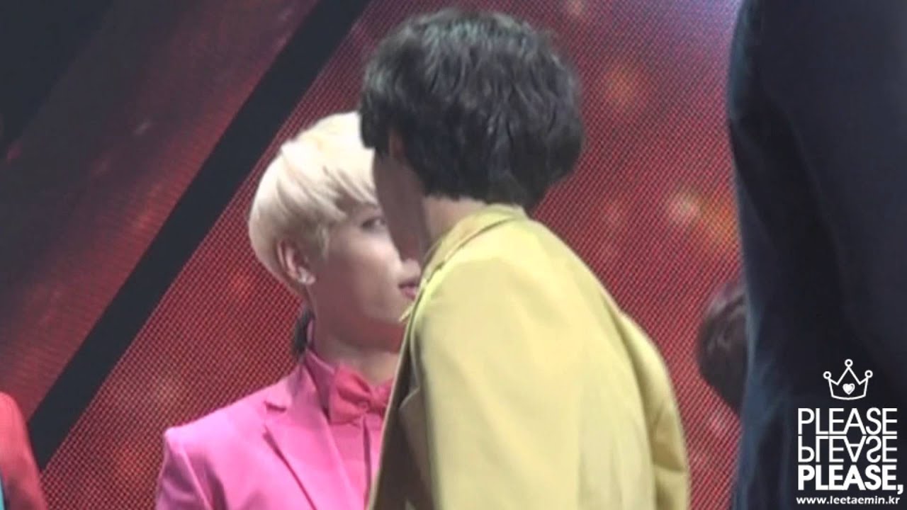 131227 jjongtaem 뭐가 그러게 즐거워 ;ㅁ; 나도 좀 알자 ;ㅁ;