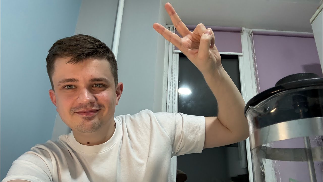 Нас вже 6000 🔥 Пʼю гречаний чай та розмовляємо 😊