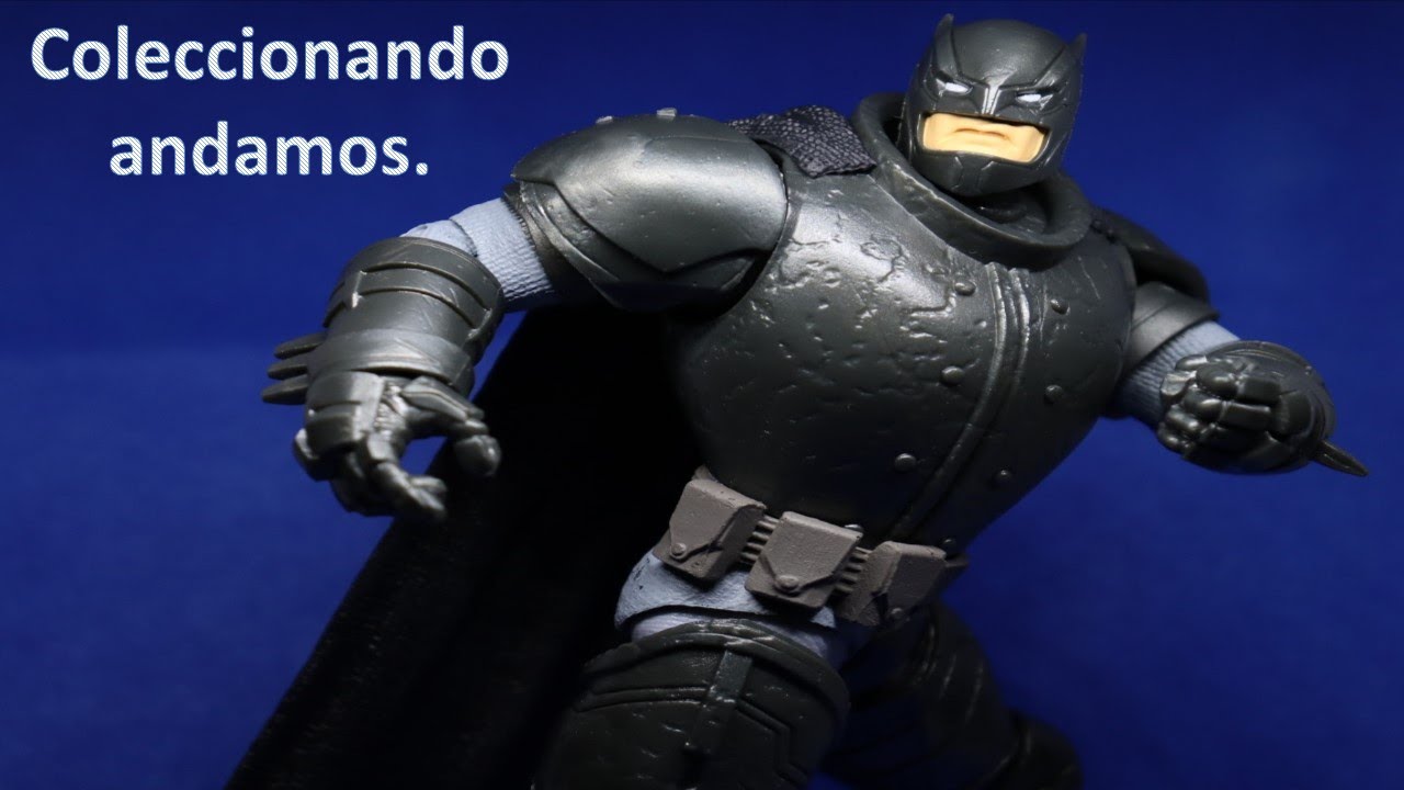 Batman Armored The Dark Knight Returns DC Multiverse McFarlane Toys Review Reseña en Español.