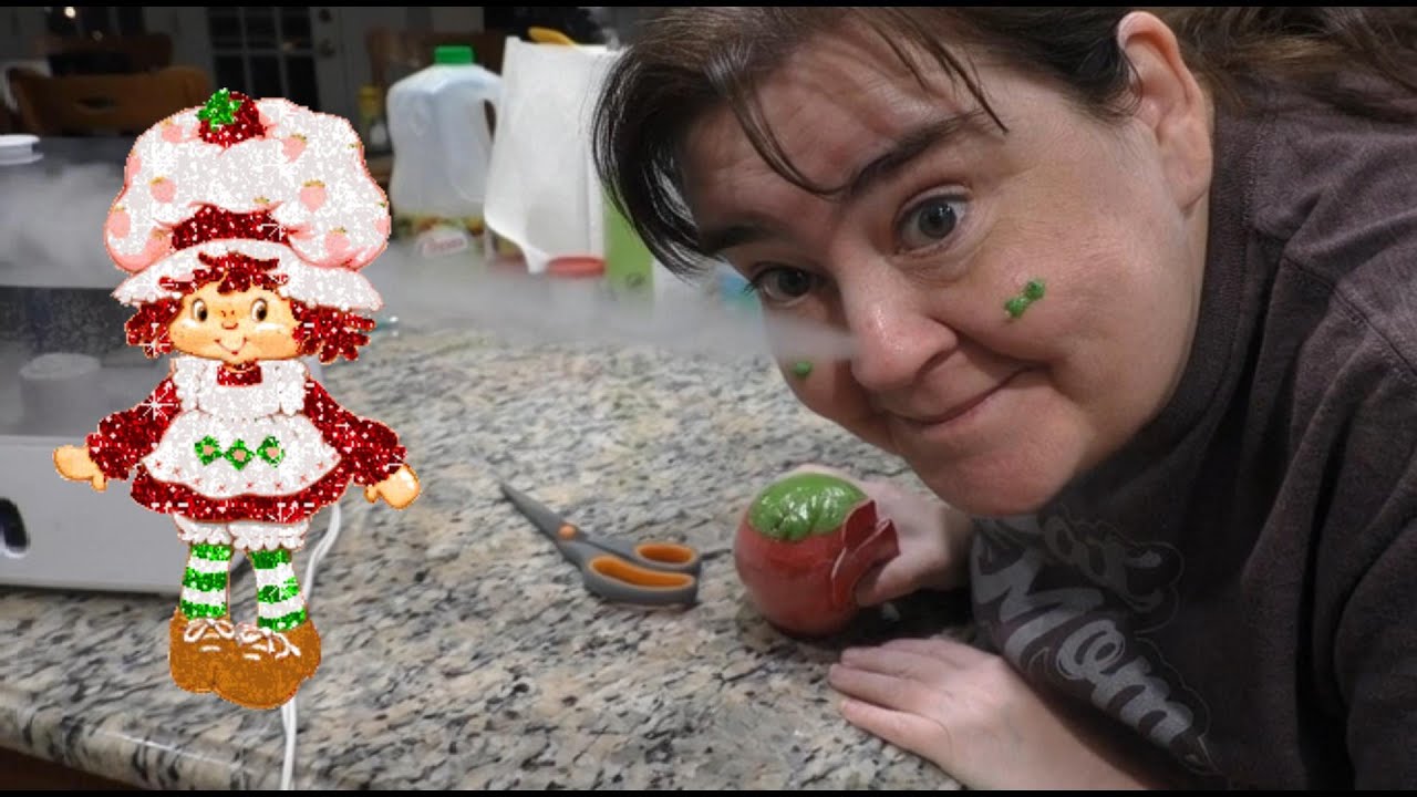 Unboxing Strawberry Shortcake LOL Mystery Doll From Amazon! 🍓
