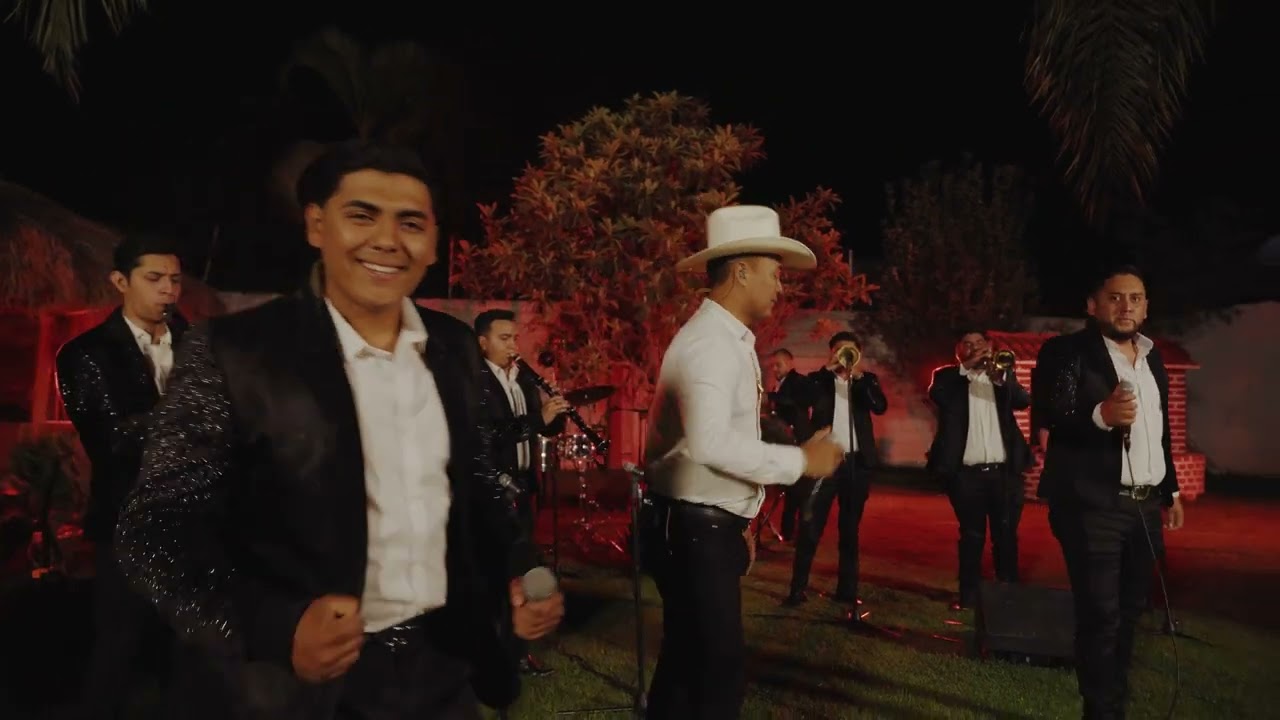 Banda Clave de Oro de Christian Rojas - El Águila Blanca | Suena La Banda (En Vivo)