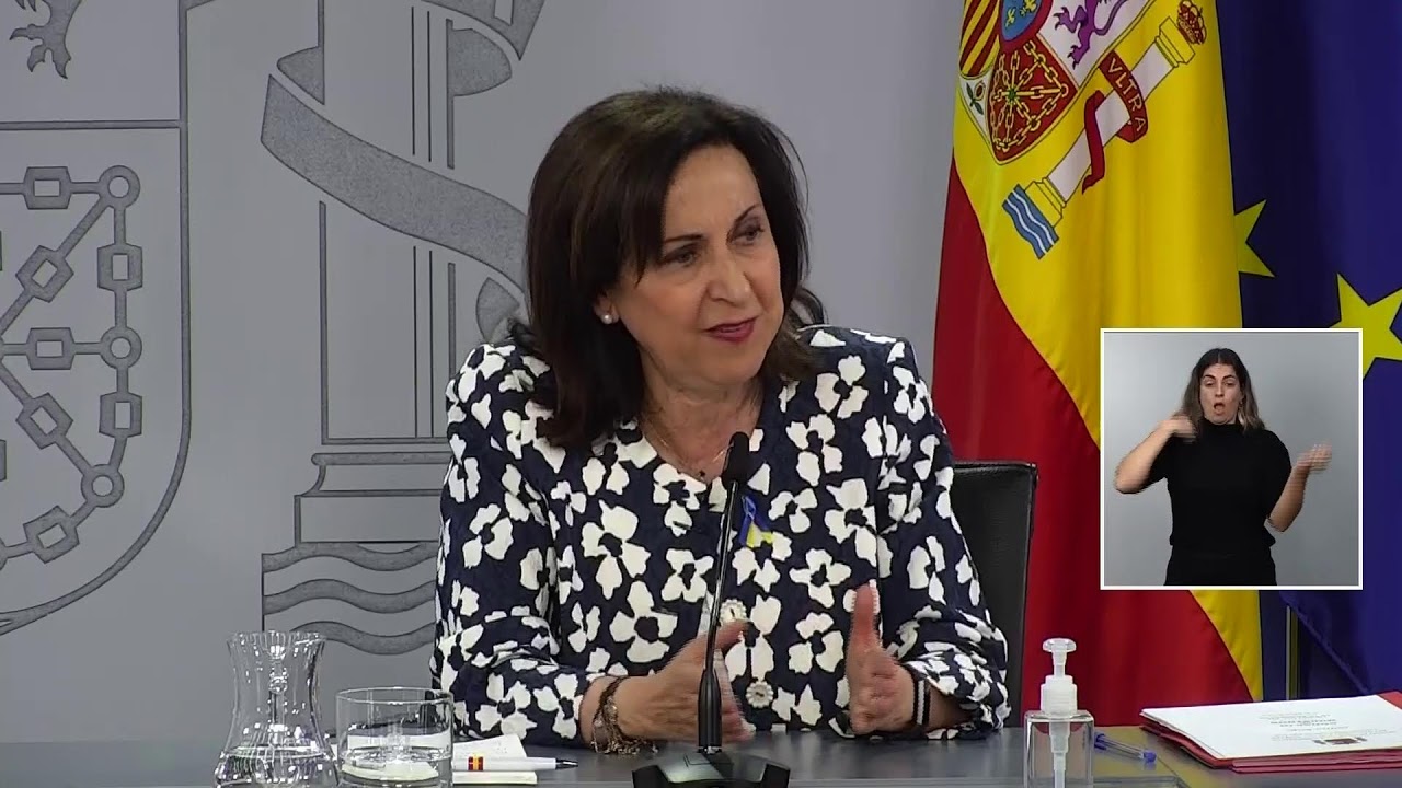 Margarita Robles explica los motivos del cese de la directora del CNI