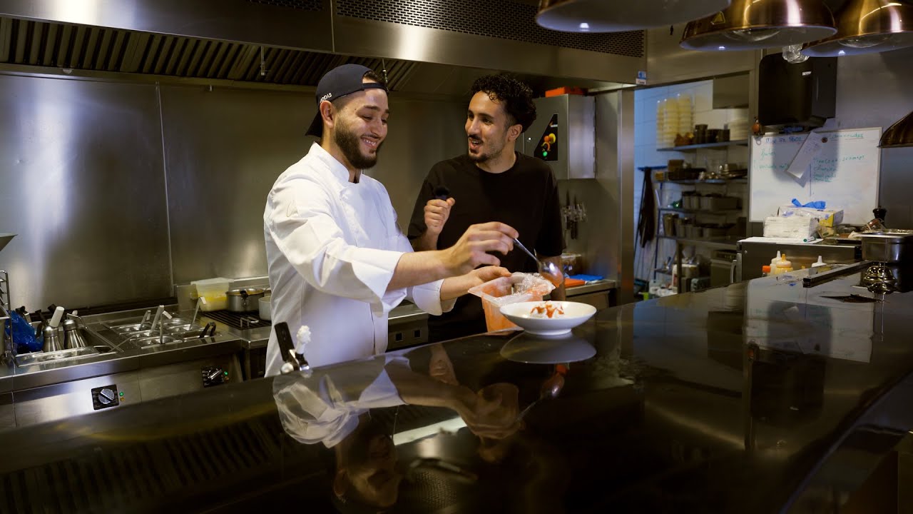 5 questions à un commis de cuisine en 1 minute !