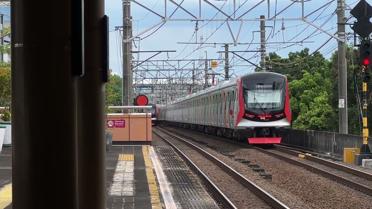 CLI-125, Tokyo Metro 6000, JR205 | Hunting Krl di Stasiun Cikini